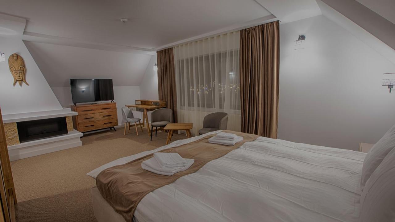 Mer Guest House B&B Braşov Exterior foto